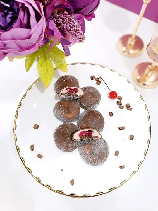Моти (mochi) вишня шоколад